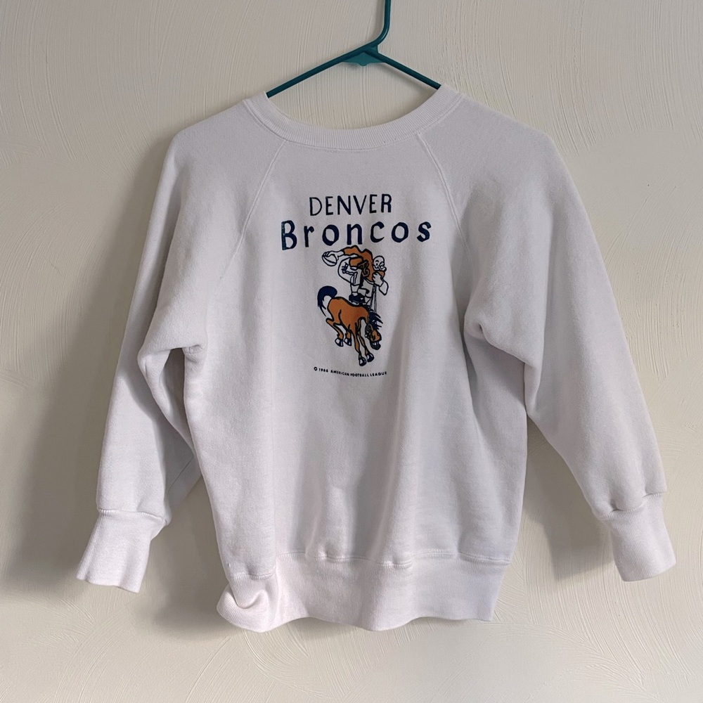 Vintage Denver Broncos Sweatshirt